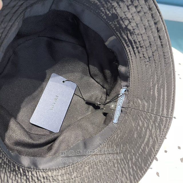 Prada男女同款帽子 普拉達新款尼龍款漁夫帽遮陽帽  mm1299